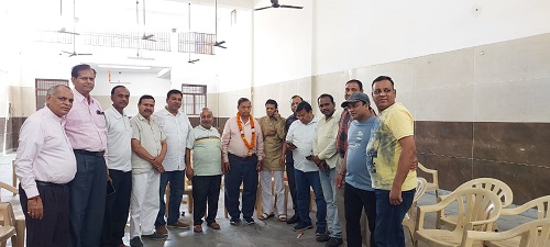 Modinagar: In the meeting of Vaishya Samaj, B.B. Bansal became the new president, Pramod Singhal resigned