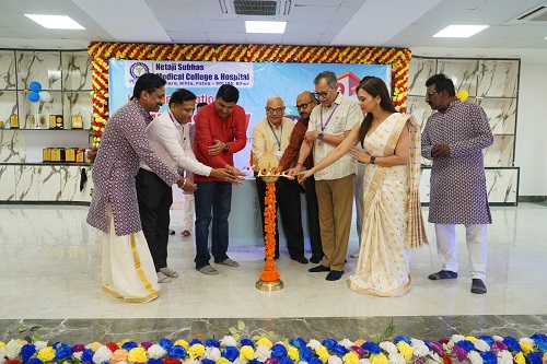 Bihta: International Nurses Day celebrated at Netaji Subhash Medical College; nursing staff honored.
