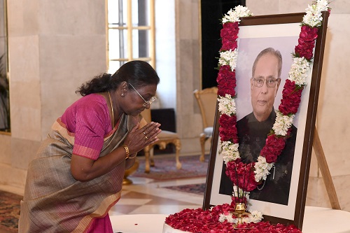 President and Prime Minister of India pay floral tributes to former President Pranab Mukherjee on his birth anniversary