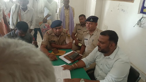 'Janata Darbar' Organized at Raghobpur Circle Office; Emphasis Placed on Speedy Resolution of Land-Related Matters