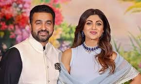 Mumbai: Shilpa Shetty and Raj Kundra accused of fraud of Rs 60 crore, lookout notice issued