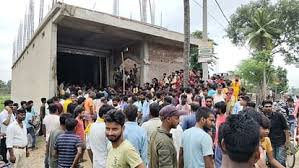 Bihar: Two workers died due to suffocation in the septic tank of a house under construction in Madhepura, two critical