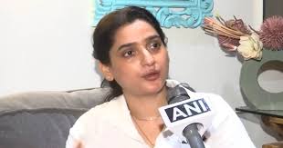 Haji Mastan's daughter, Haseen Mastan Mirza, has appealed to PM Modi and Amit Shah for justice.