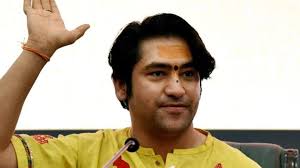 Banda: Dhirendra Shastri's message – Abandon casteism, only then will a Hindu nation be formed.