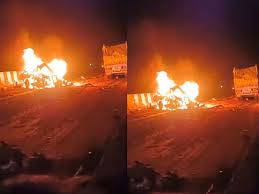 Horrific Road Accident in Mirzapur: 11 People Burn to Death