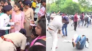 Big uproar in Patna: Police lathicharge on STET candidates, attempt to surround Chief Minister's residence