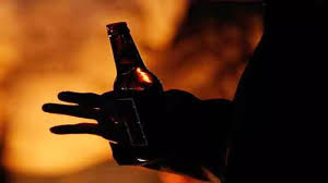 East Champaran: Action taken against policemen involved in illegal liquor protection, four including two station heads suspended