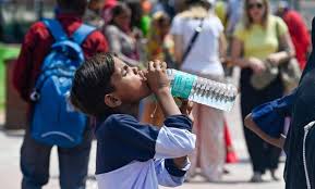 New Delhi: Scorching heat continues to wreak havoc in North India, heavy rain alert in South