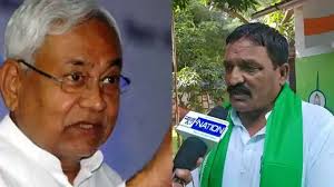Big blow to JDU: Former minister Laxmeshwar Rai joins RJD