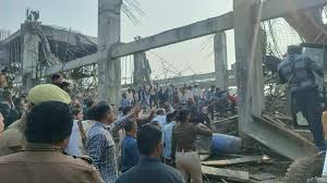 Several injured as roof of under-construction building collapses at Kannauj railway station, rescue operation underway