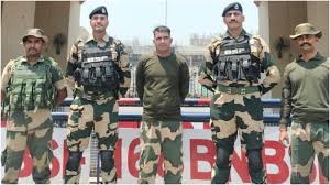 BSF constable Purnam Sahu returned to his country after three weeks, handed over by Pakistan at Attari border