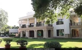 BJP government in Delhi after 26 years, Rekha Gupta will become the Chief Minister, announcement to make Sheeshmahal a museum