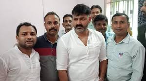 Bhojpuri star Pawan Singh appears in Bikramganj court, granted bail in code of conduct violation case