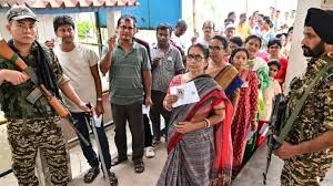 Re-polling at 15 Booths in Bengal—Re-poll Held Under Tight Security Amid Allegations of EVM Tampering