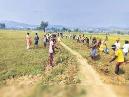 Munger villagers themselves took the initiative to improve the road, people united against the negligence of the government and public representatives