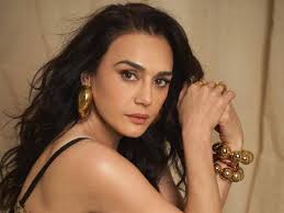 Preity Zinta accused Congress of spreading fake news, gave clarification on 10 year old loan