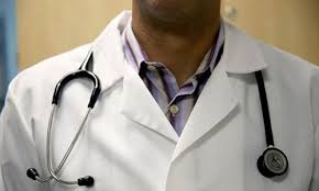Islamabad: A network of fake doctors in Pakistan is endangering lives in rural areas by providing fraudulent medical treatment.