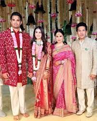 Arjun Tendulkar marries Sania Chandhok, the ceremony was attended by prominent personalities from the sports and film world.